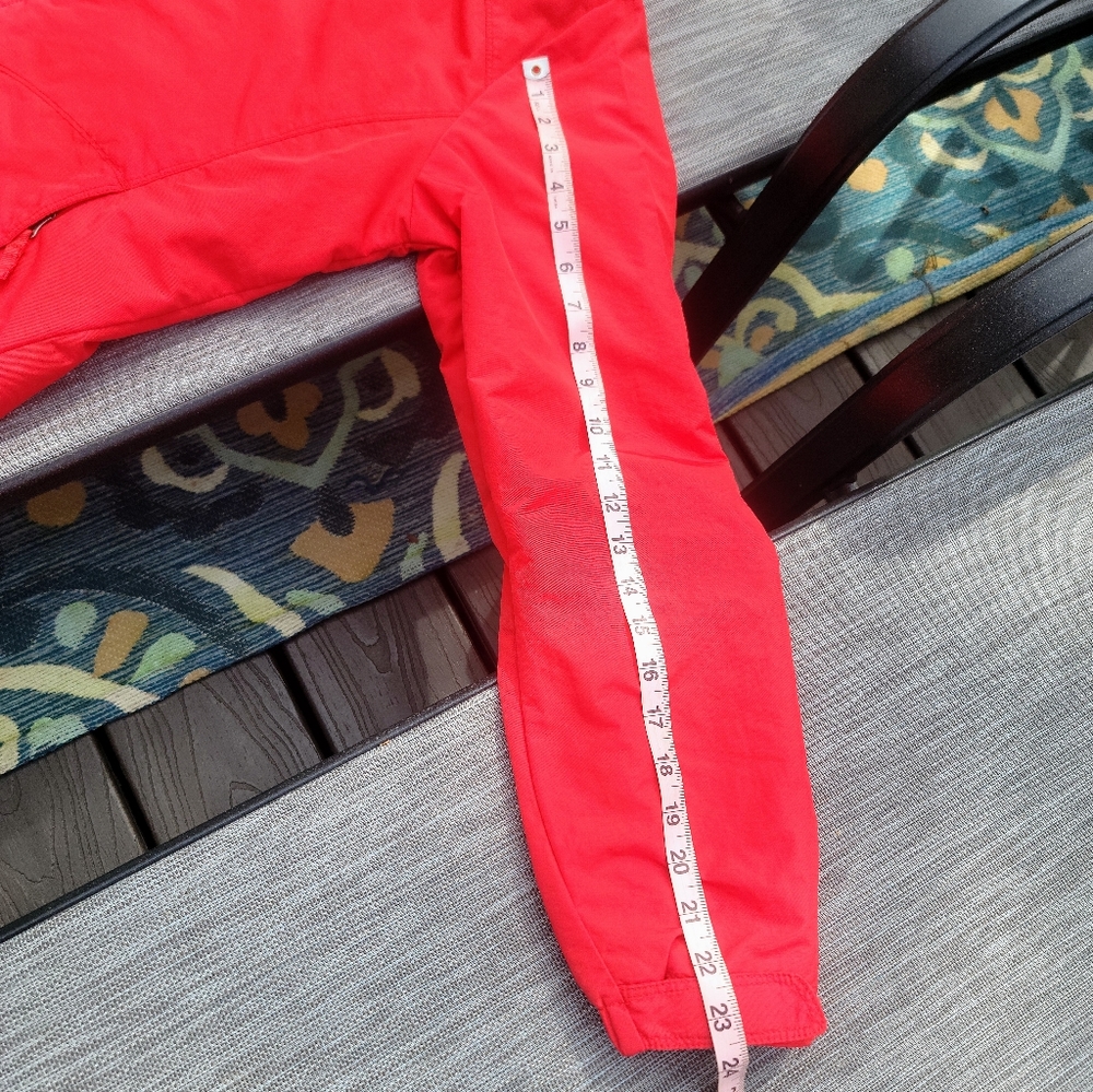 Eddie Bauer red winter jacket, size Medium - Picture 10 of 11